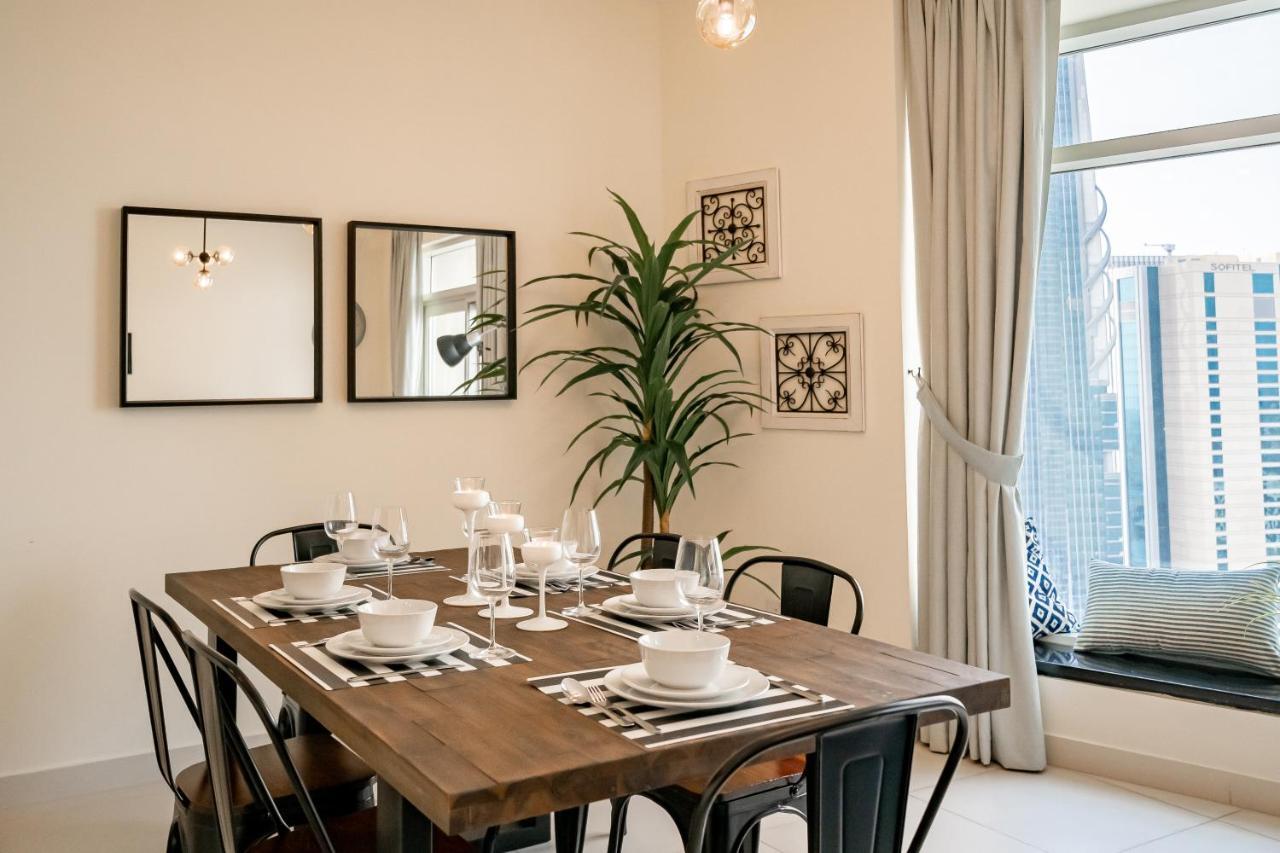 Ferienwohnung Higuests - Designer Apt With Panoramic View Near Burj Khalifa Dubai Exterior foto