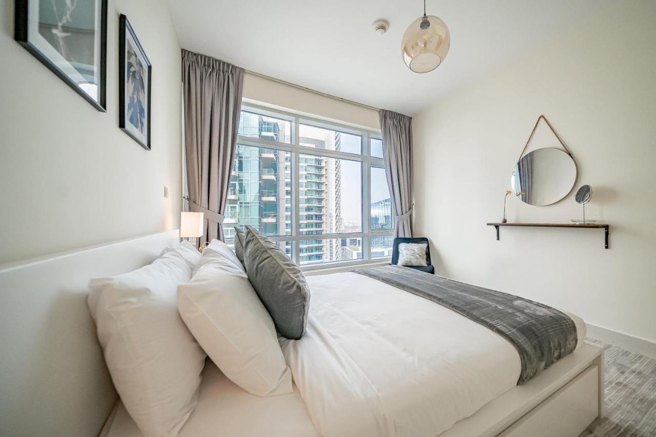Ferienwohnung Higuests - Designer Apt With Panoramic View Near Burj Khalifa Dubai Exterior foto